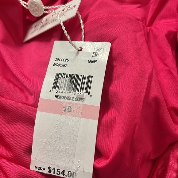 NWT TRINA TURK Monaco Ruffle Over The Shoulder One Piece Swimsuit - Picture 15 of 16